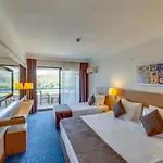 Grand Efe (adults Only)