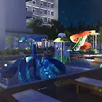 Grand Efe (adults Only)