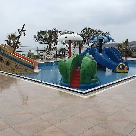Grand Efe 4*