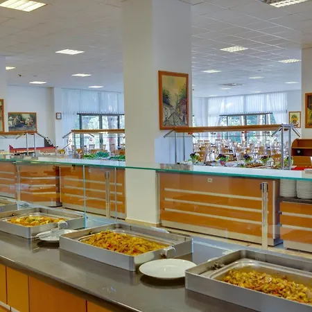 Grand Efe 4* Özdere
