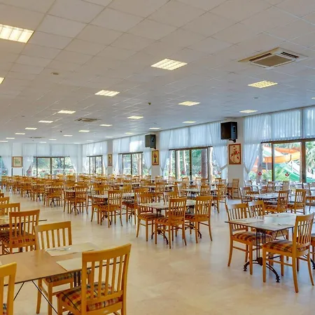 Grand Efe 4* Özdere