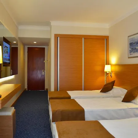 Hotel Grand Efe