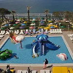 Grand Efe (adults Only) Szálloda Özdere