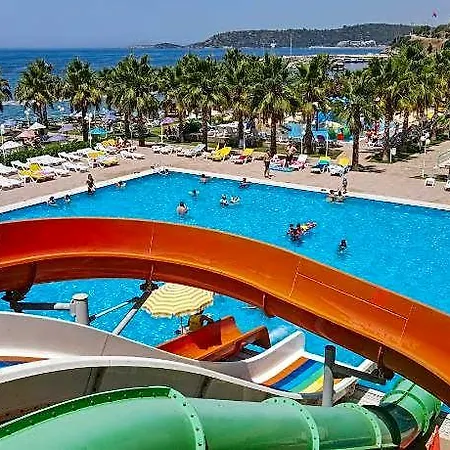 Grand Efe (adults Only)